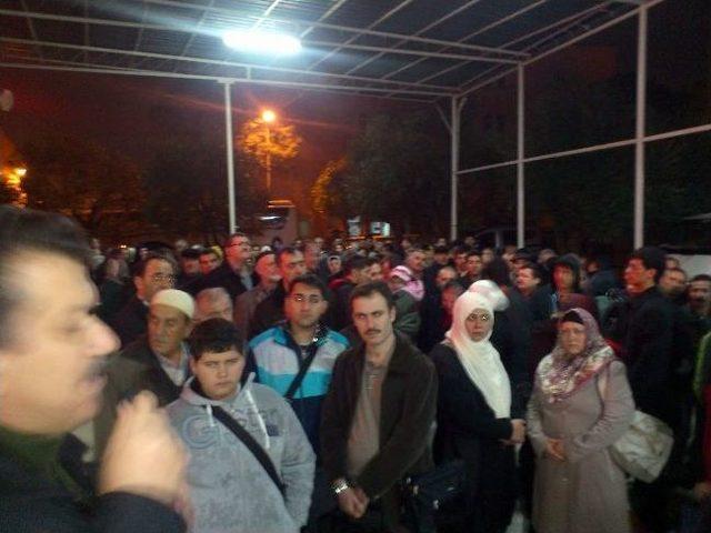 Nazilli&rsquo;de 2013 Yılının İlk Umre Kafilesi Uğurlandı 2