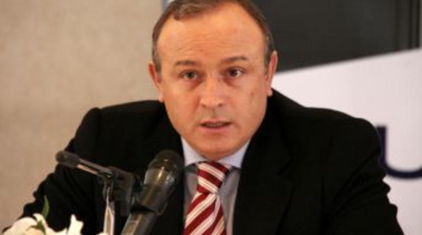 Vali Kızılcık: İşsizler Masa Başı Iş Istiyor