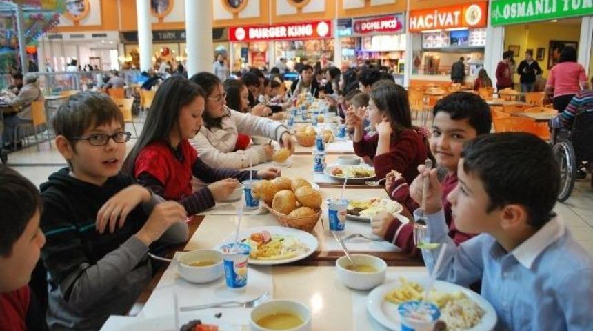 Minik Kardelenler Deepo&rsquo;da G&ouml;n&uuml;llerince Eğlendi