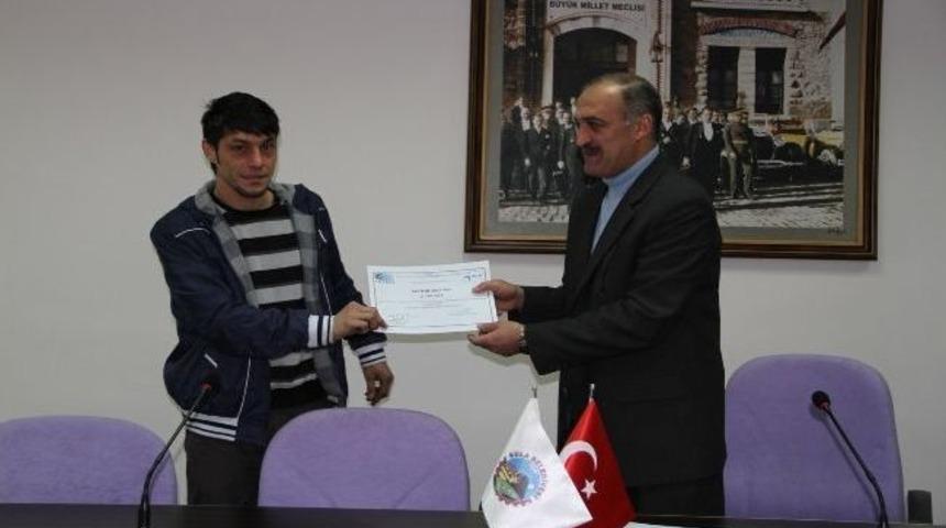Kula'da Kosgep Sertifikaları Verildi
