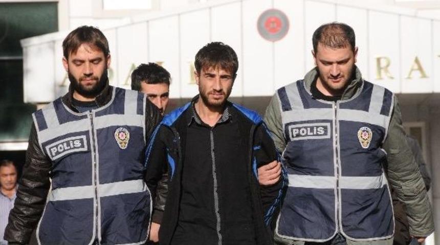 &Uuml;nl&uuml; Sanat&ccedil;ıyı Dolandıran Kişi Diyarbakır&rsquo;da Yakalandı