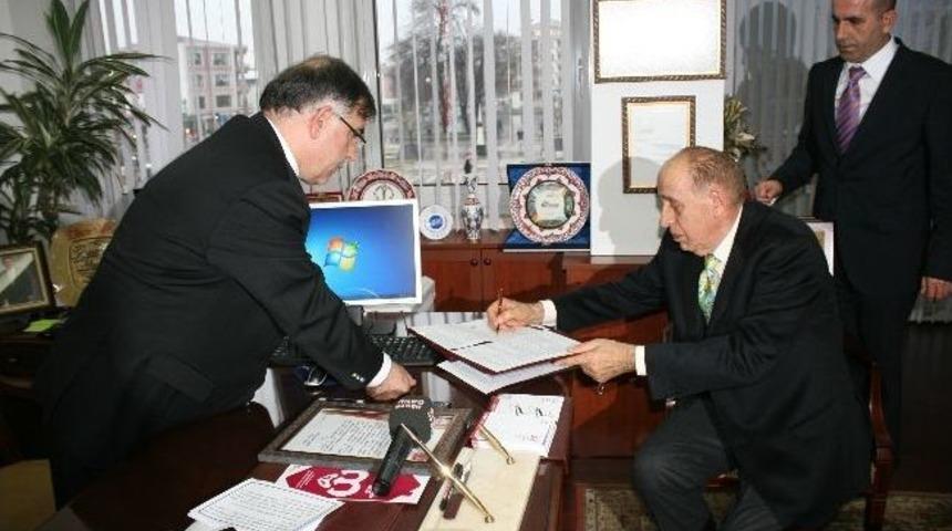 Şerifoğlu&rsquo;ndan D&uuml;zce&rsquo;ye 8 Derslikli Okul