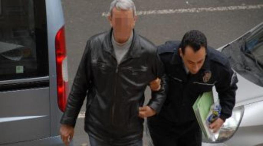 Eşi Sandalye İle Yaralama İddiasına G&ouml;zaltı