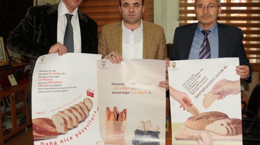 'Bir Yılda Israf Edilen Ekmekle 500 Okul Yapılabilir'