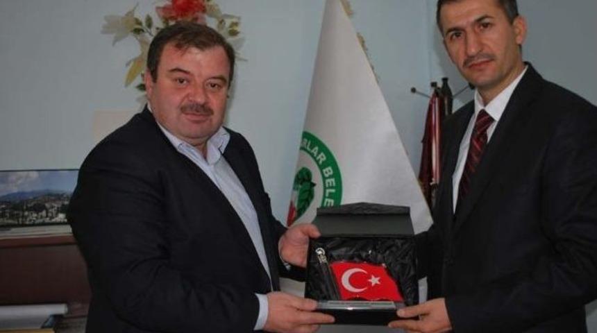 M&uuml;d&uuml;r Yorulmaz&rsquo;dan Başkan Torun&rsquo;a Ziyaret