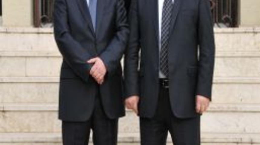 Er&ccedil;in Gitti, Dallı Geldi