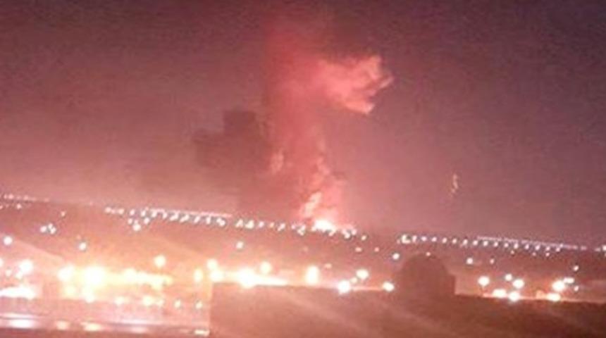 Son dakika! Kahire'de b&uuml;y&uuml;k patlama