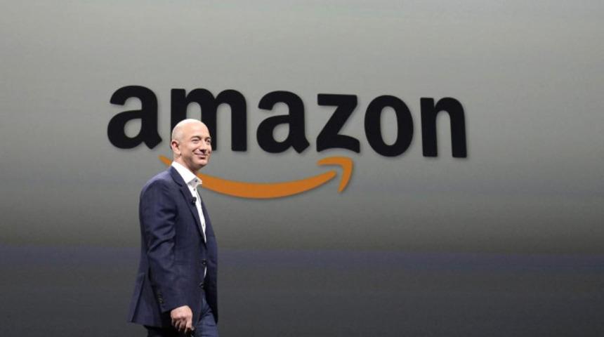 Amazon'dan tarihi rekor: Piyasa değeri 900 milyar doları aştı