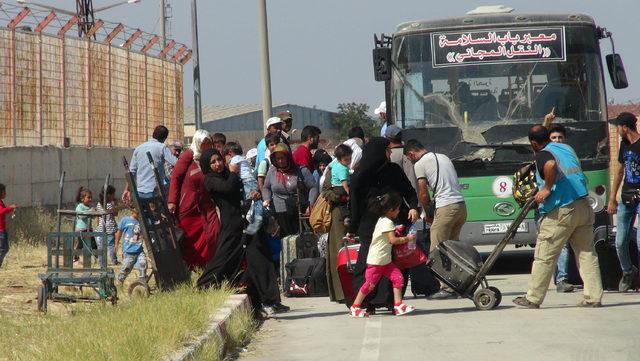 Bayram ziyaretine giden 37 bini aşkın Suriyeli döndü
