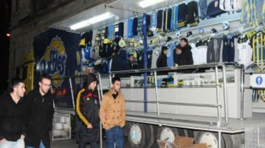 Fenerium Gezici TIR'ı Sivas'ta Stant A&ccedil;tı