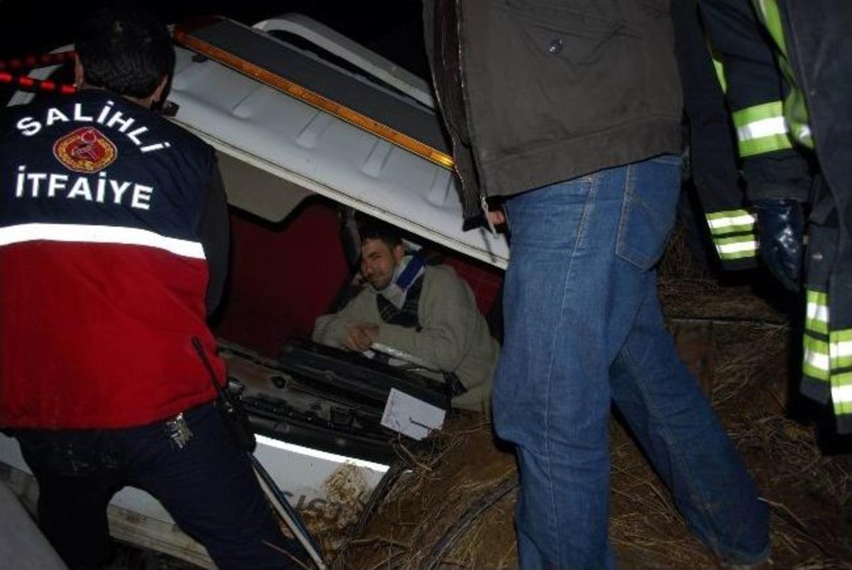 Salihli&rsquo;de Trafik Kazası: 1 Yaralı