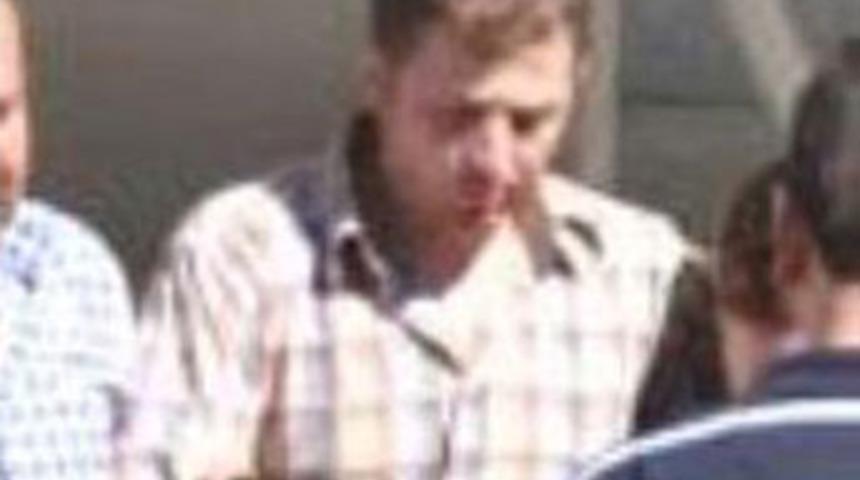 Eşinin yeğenini balkondan attı