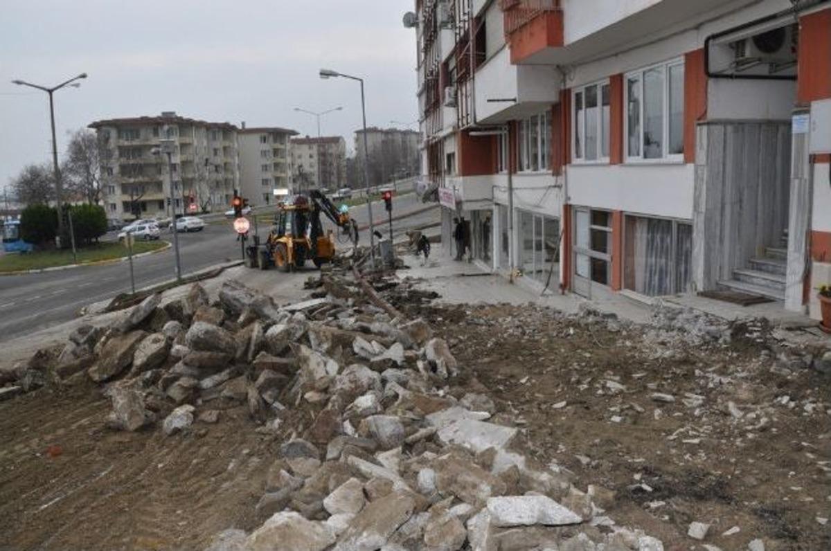 Tekirdağ Belediyesi Alt Yapıdan Sonra &Uuml;st Yapıya El Attı
