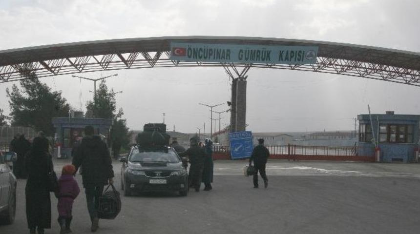 Suriye'den Ka&ccedil;ışlar S&uuml;r&uuml;yor