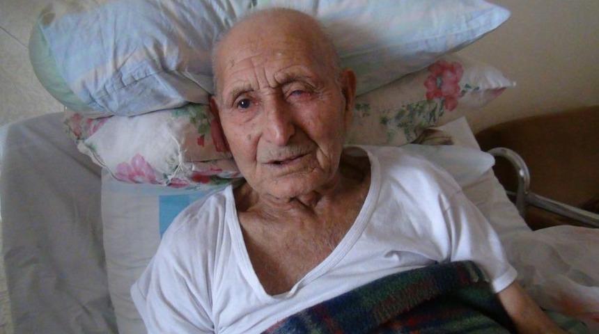 Bitlis&rsquo;te Kırık Kal&ccedil;a Kemiği, Narkozsuz Ameliyat Edildi