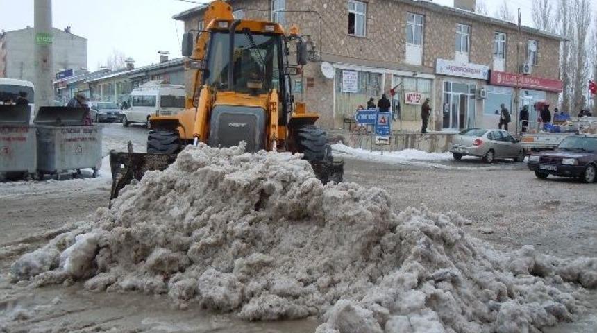 Kara&ccedil;oban&rsquo;da Karla M&uuml;cadele Seferberliği