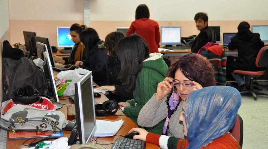 Yozgat İş Kurumu Bin 200 Kişiyi Meslek Sahibi Yaptı