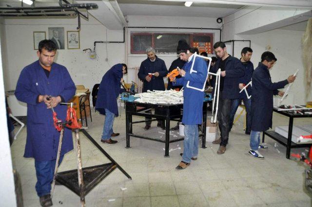 Yozgat İş Kurumu Bin 200 Kişiyi Meslek Sahibi Yaptı