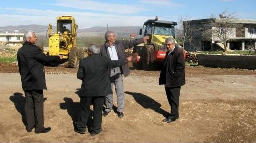 İl &Ouml;zel İdaresi, Fakılı K&ouml;y&uuml;n&uuml;n T&uuml;m Sokaklarında Genişletme Ve Kumlama &Ccedil;alışması Başlattı