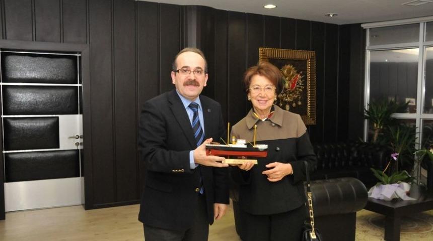 &Ouml;zden İn&ouml;n&uuml; Toker, OM&Uuml; Rekt&ouml;rl&uuml;ğ&uuml;'n&uuml; Ziyaret Etti