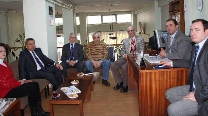 Kırklareli Emniyet M&uuml;d&uuml;r&uuml; H&uuml;seyin Aktaş&rsquo;tan, Kent Konseyi Başkanı Saygın&rsquo;ı Ziyaret