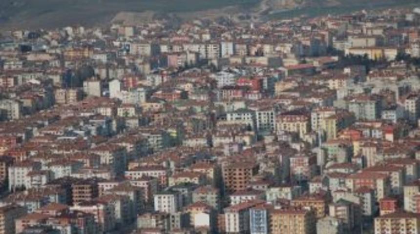 &Ccedil;orlu N&uuml;fusunun Y&uuml;zde 47`si 30 Yaş Altı Gen&ccedil;lerden Oluşuyor