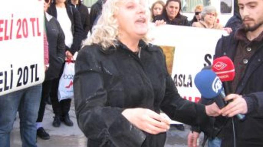 Anne Margaryan: Cam 20 Lira, Can Da Mı 20 Lira?