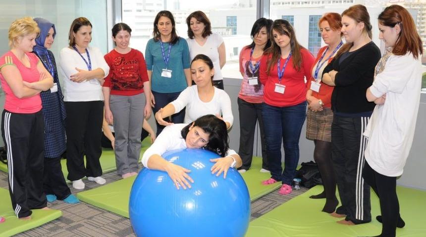 Şifa &Uuml;niversitesi Anne Adaylarını Normal Doğuma Hazırlayacak