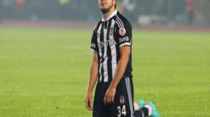 Beşiktaş, Batuhan Karadeniz Ile Yollarını Ayırıyor