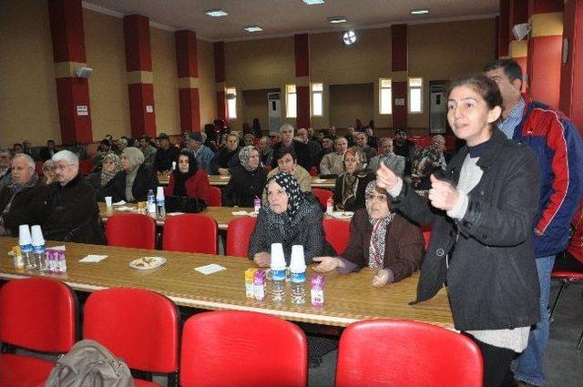 Vatandaşlar, Arazilerinden Ge&ccedil;ecek &Ccedil;evre Yolu na Tepki G&ouml;sterdi 1