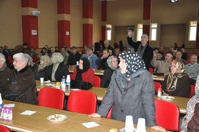 Vatandaşlar, Arazilerinden Ge&ccedil;ecek &Ccedil;evre Yolu na Tepki G&ouml;sterdi 2