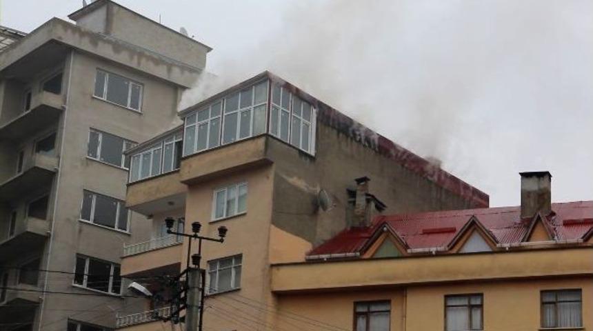 Giresun'da &Ccedil;atı Yangını Korkuttu