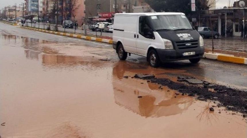 Sağanak Yağış Silvan'ı Esir Aldı