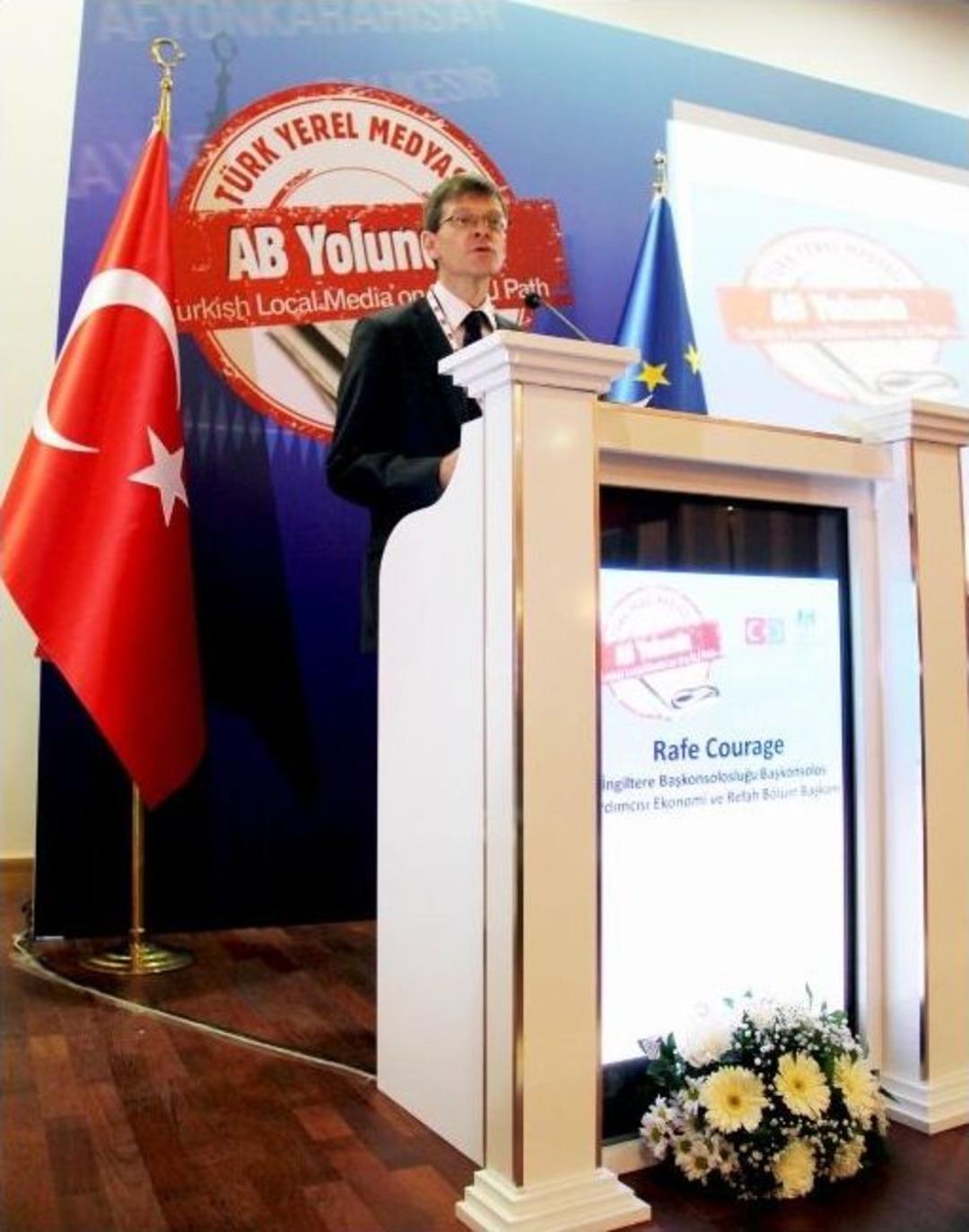 Balıkesir&rsquo;de, &ldquo;t&uuml;rk Yerel Medyası Ab Yolunda&rdquo; Semineri