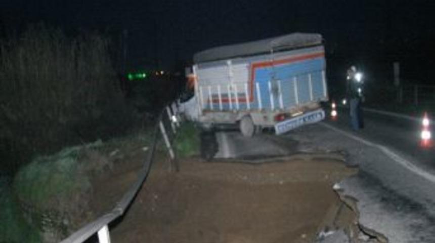 &Ouml;demiş'te 150 Yıllık K&ouml;pr&uuml; &Ccedil;&ouml;kt&uuml;