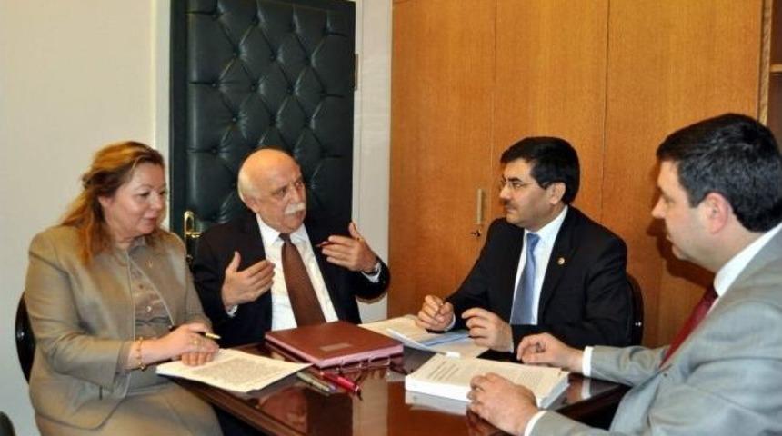 Eskişehir&rsquo;de Ak Parti Haftalık İstişare Toplantısı Yapıldı