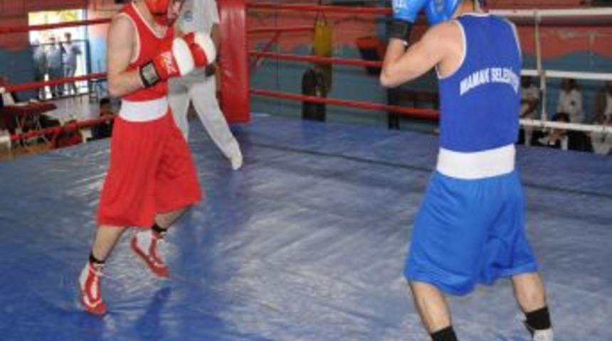 Şampiyon Sporcular Mamak'tan