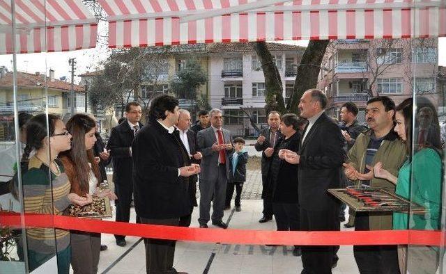 Kula Çınaraltı Cafe Törenle Açıldı