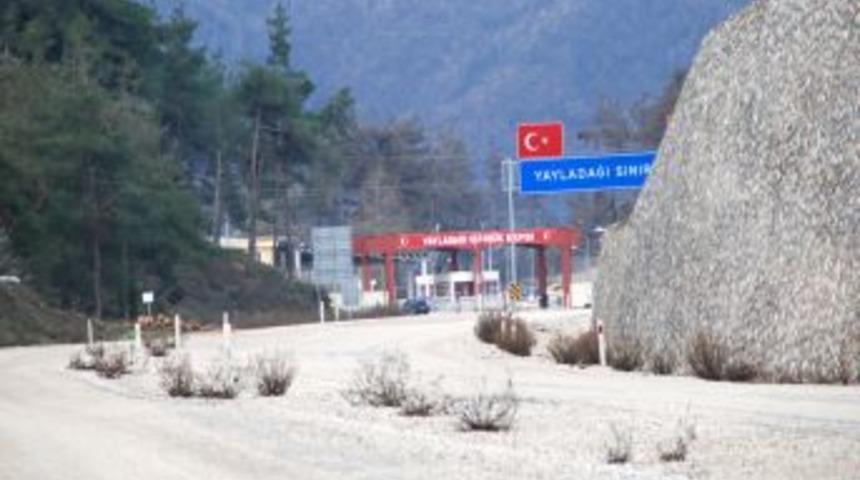 Yayladağı'nda Muhalif Avukatı Ka&ccedil;ırmak Isteyen 4 Suriyeli Yakalandı