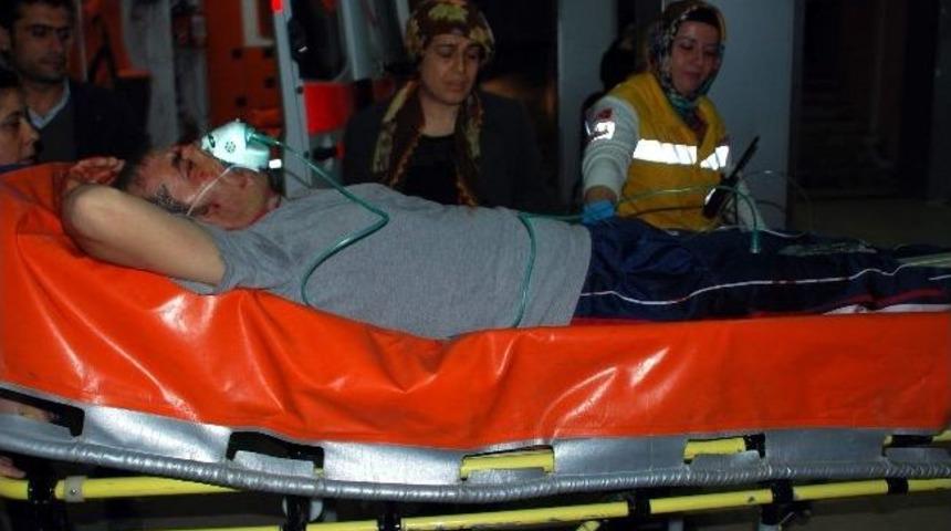 (d&uuml;zeltme) Biberon Tartışması Bı&ccedil;aklı Kavga İle Bitti: 1 Ağır Yaralı