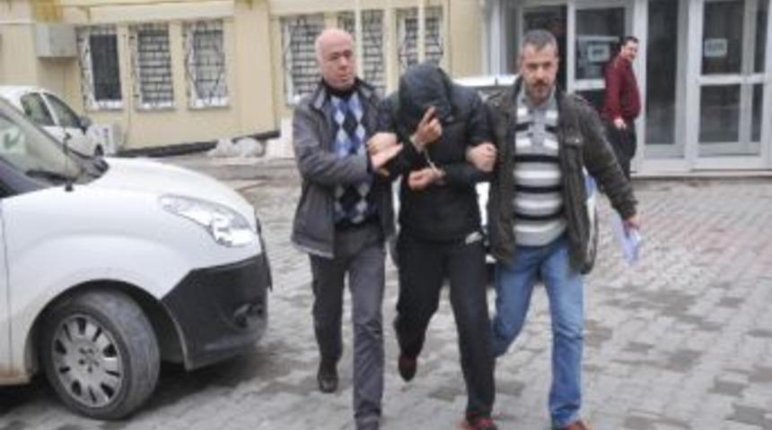 Hırsızı Kendi T&uuml;k&uuml;r&uuml;ğ&uuml; Ele Verdi