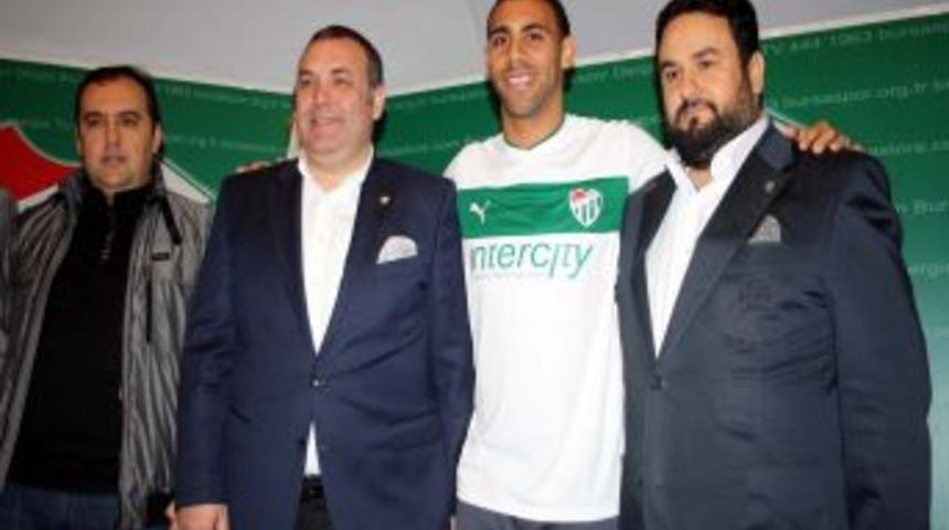 Ferdinand, Bursaspor'a Resmi Imzayı Attı