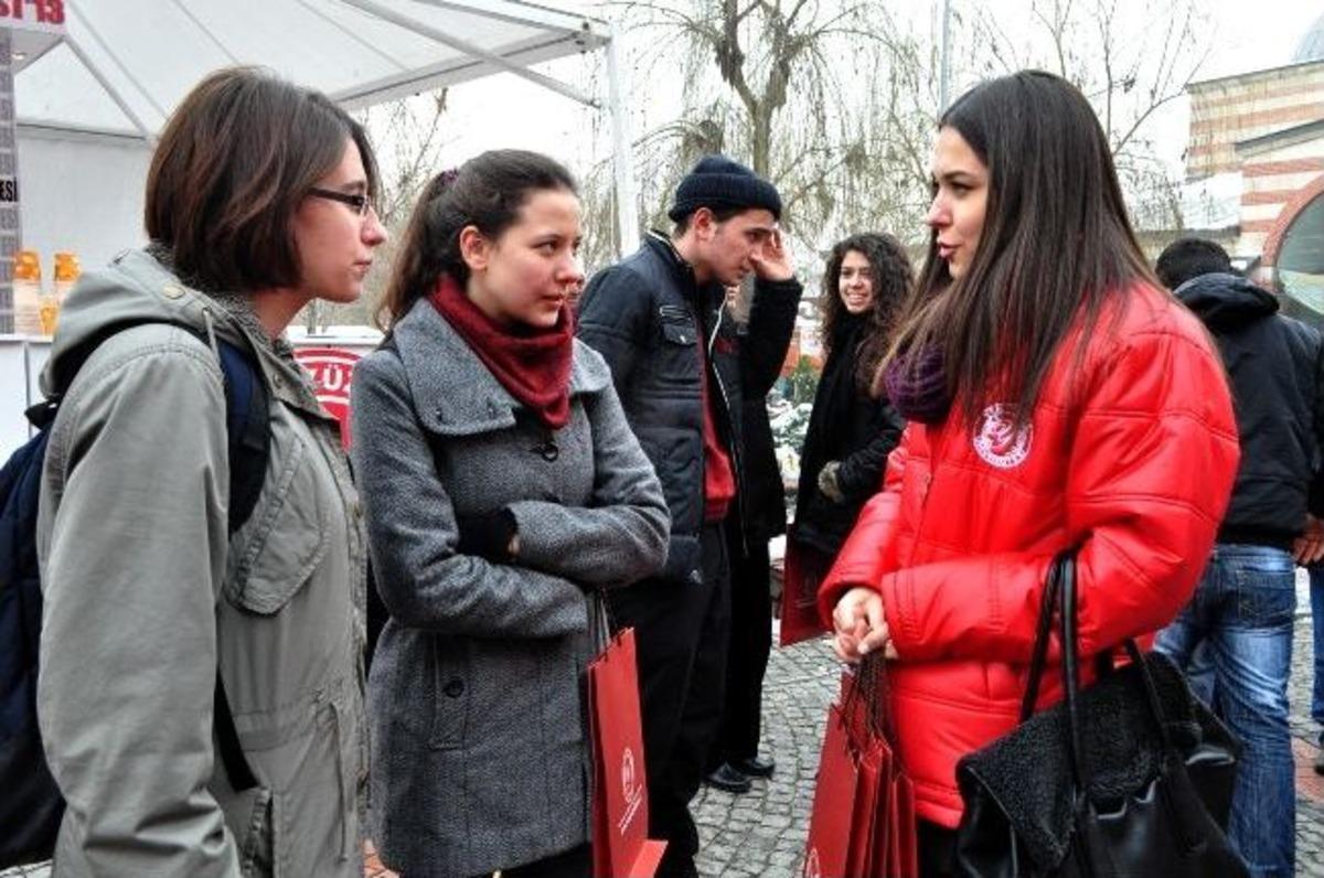 Yeni Y&uuml;zyıl &Uuml;niversitesi&rsquo;nden, Edirne&rsquo;de &lsquo;s&ouml;mesrtre Fest 2013&rsquo; Organizasyonu