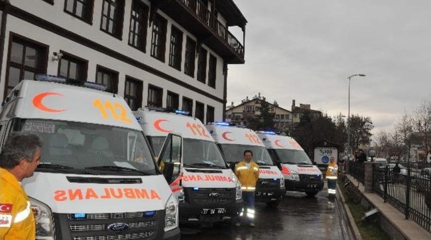 İl Sağlık M&uuml;d&uuml;rl&uuml;ğ&uuml;ne 5 Yeni Ambulans Geldi