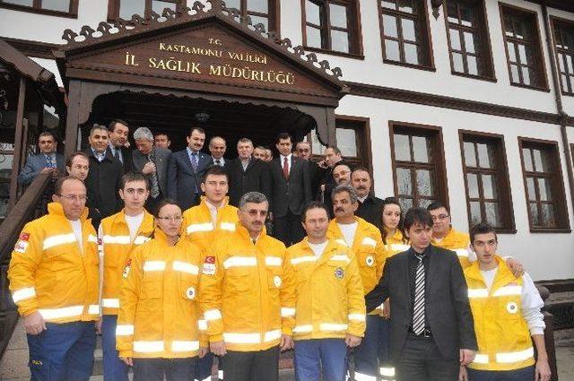 İl Sağlık Müdürlüğüne 5 Yeni Ambulans Geldi