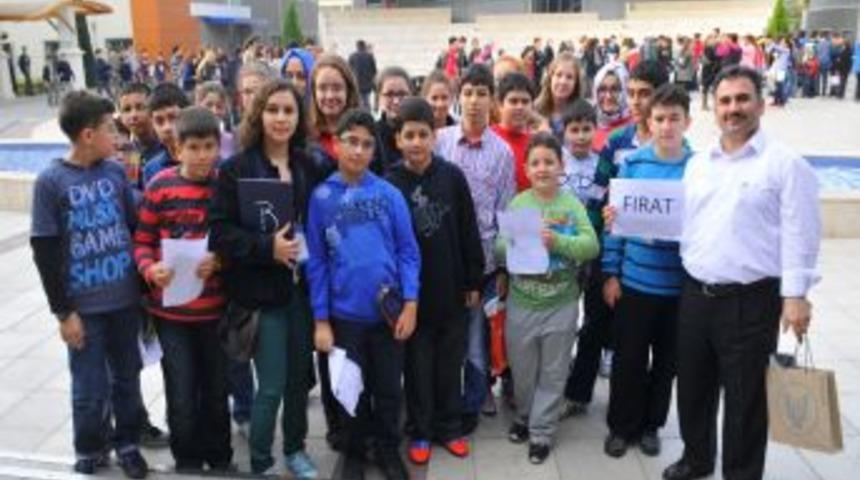 &Ouml;zel Fırat, Matematik Olimpiyatı'nda 7 Madalya Kazandı
