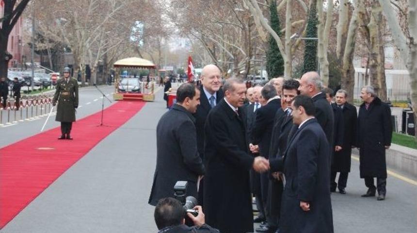 L&uuml;bnan Başbakanı Mikati T&uuml;rkiye'de