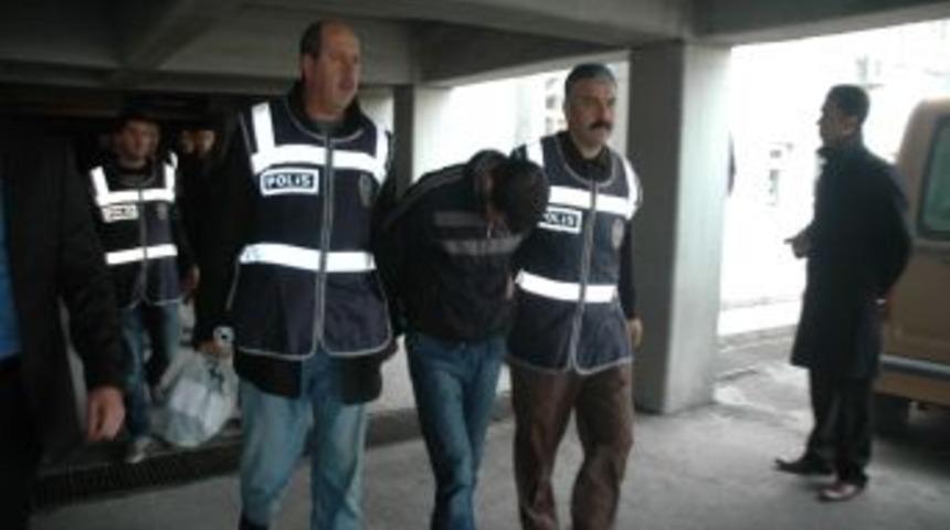 Karadayı&rsquo;nın Avukatının B&uuml;rosuna Giren Zanlılar Adliyeye Sevk Edildi