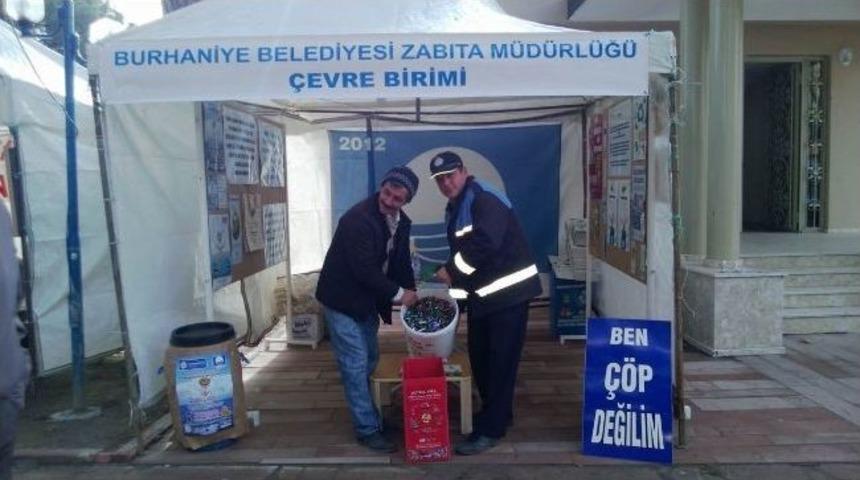 Burhaniye&rsquo;de Zabıtanın A&ccedil;tığı &Ccedil;evre Standı İlgi G&ouml;rd&uuml;
