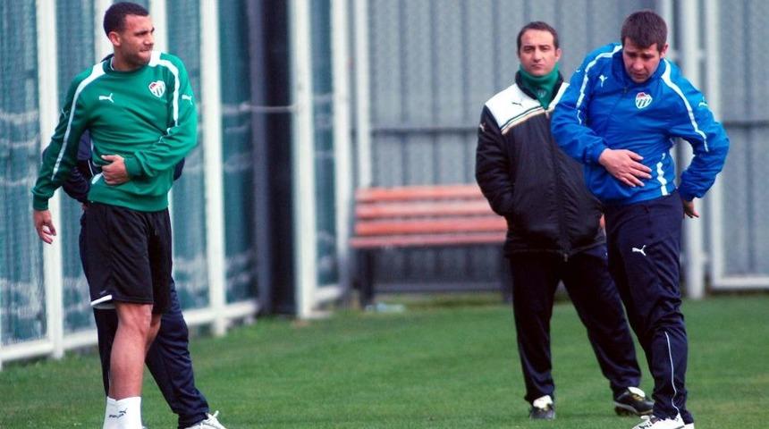 Bursaspor'un Sakatları Fizyoterapist Eşliğinde &Ccedil;alıştı